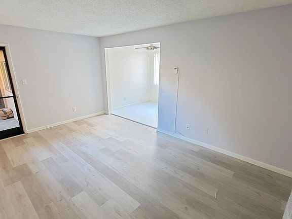 4th image of 699 Meyer Ln #F101