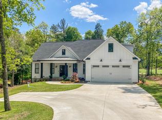 180 Bellewood Dr, Aiken, SC 29803