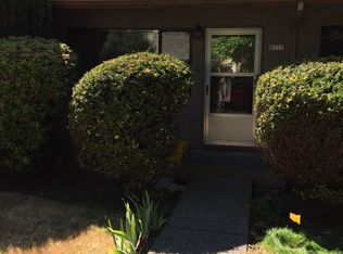 8717 SW Terwilliger Blvd, Portland, OR 97219