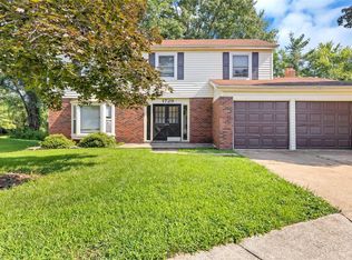 1729 Arrowpoint Dr, Saint Louis, MO