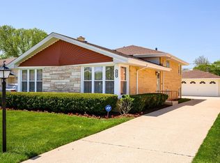 2916 Downing Ave, Westchester, IL 60154
