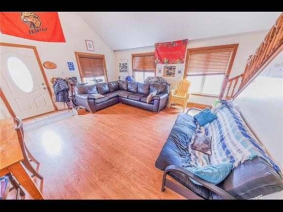 2nd image of 846 Dr Martin Luther King Jr St