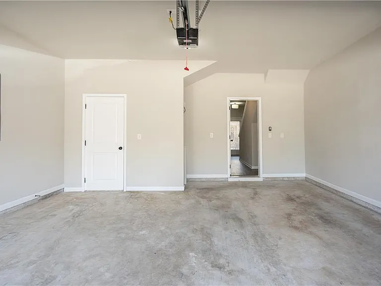 3657 Princeton Ave — Photo 29