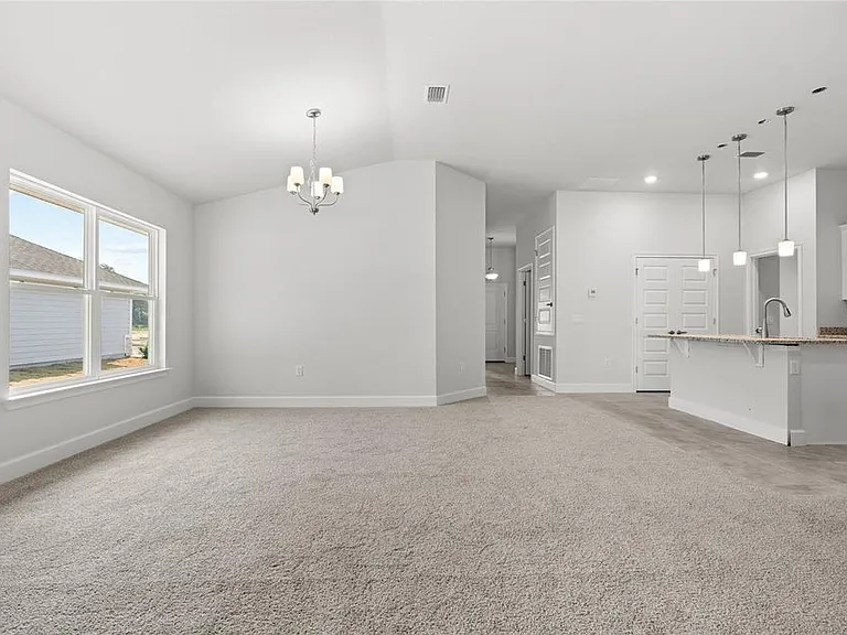 12532 NW 157th Ter — Photo 2