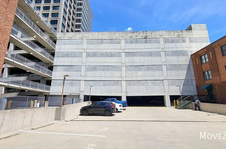 444 Blount St #106 — Photo 12