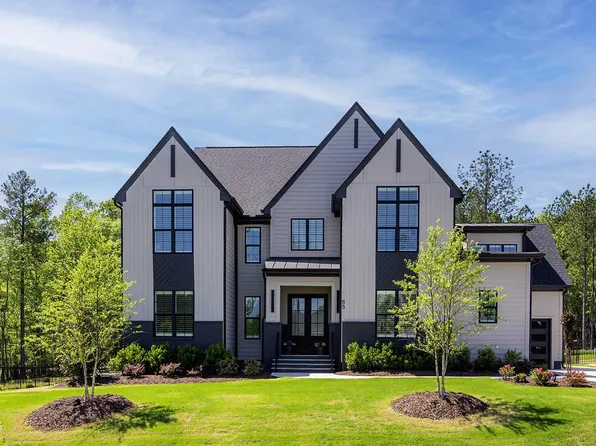 65 Cherry Bark Dr, Youngsville, NC 27596