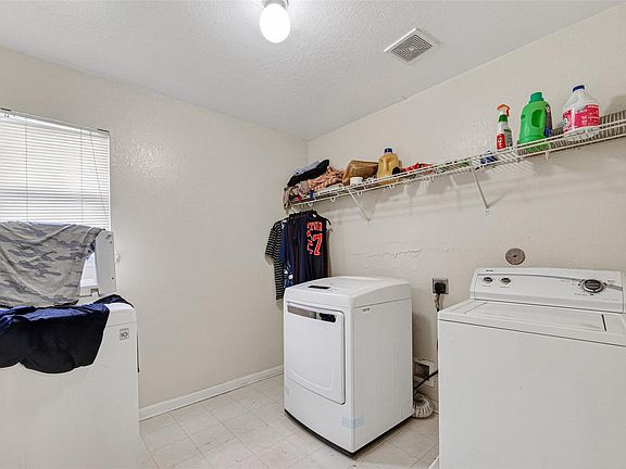 5th image of 15510 Satsuma Point Ct