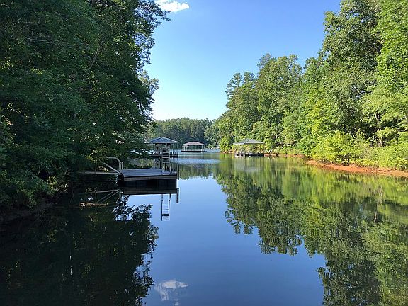 5th image of 208 Rocky Springs Dr #20