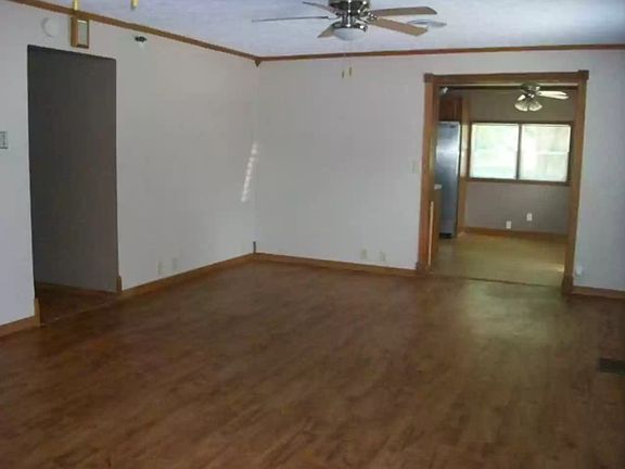 4th image of 1033 N 38th St