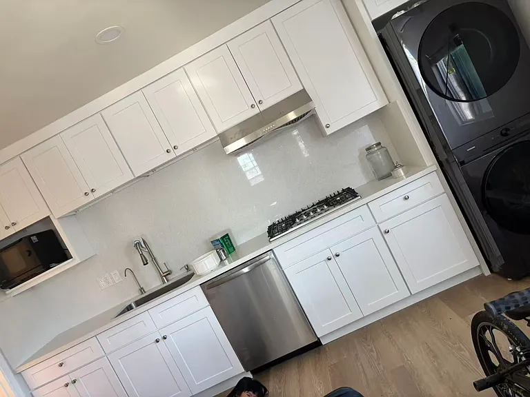 11933 Palo Alto St — Photo 3
