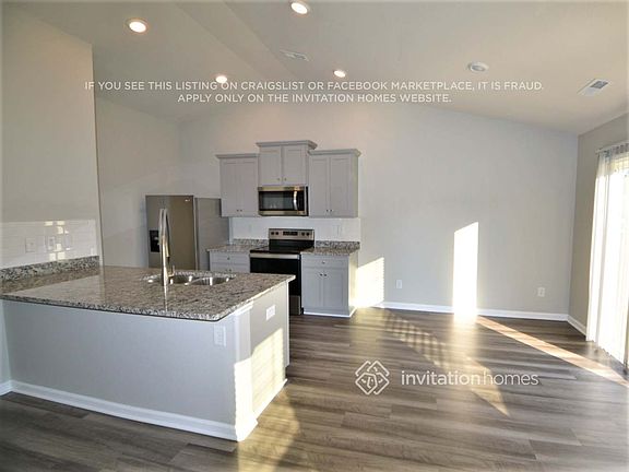 4th image of 1220 Standing Oak Dr