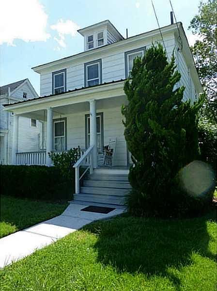 1st image of 228 Chautauqua Ave