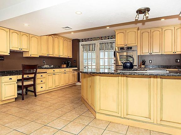 2nd image of 111 Heidenrich Dr