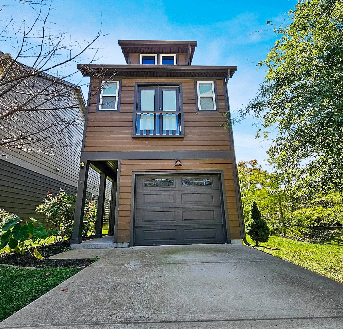 2 bed, 1350 sqft, $2,000 — Photo 3