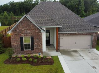 1346 Shadow Bluff Dr, Baton Rouge, LA 70820
