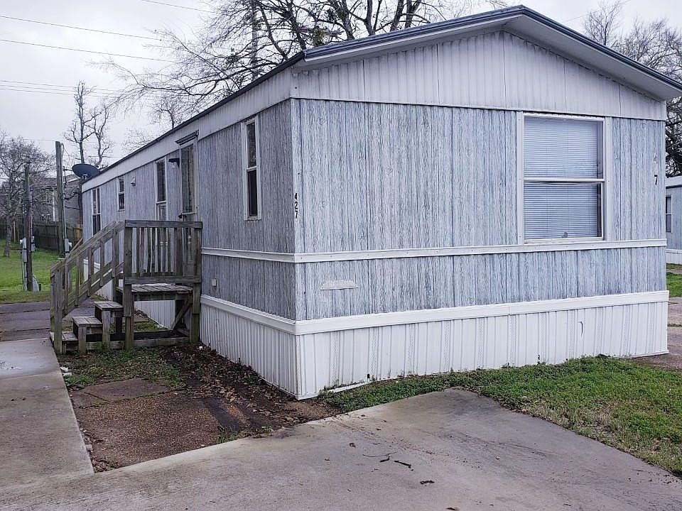 2nd image of 400 Ehlinger Dr Trlr 427