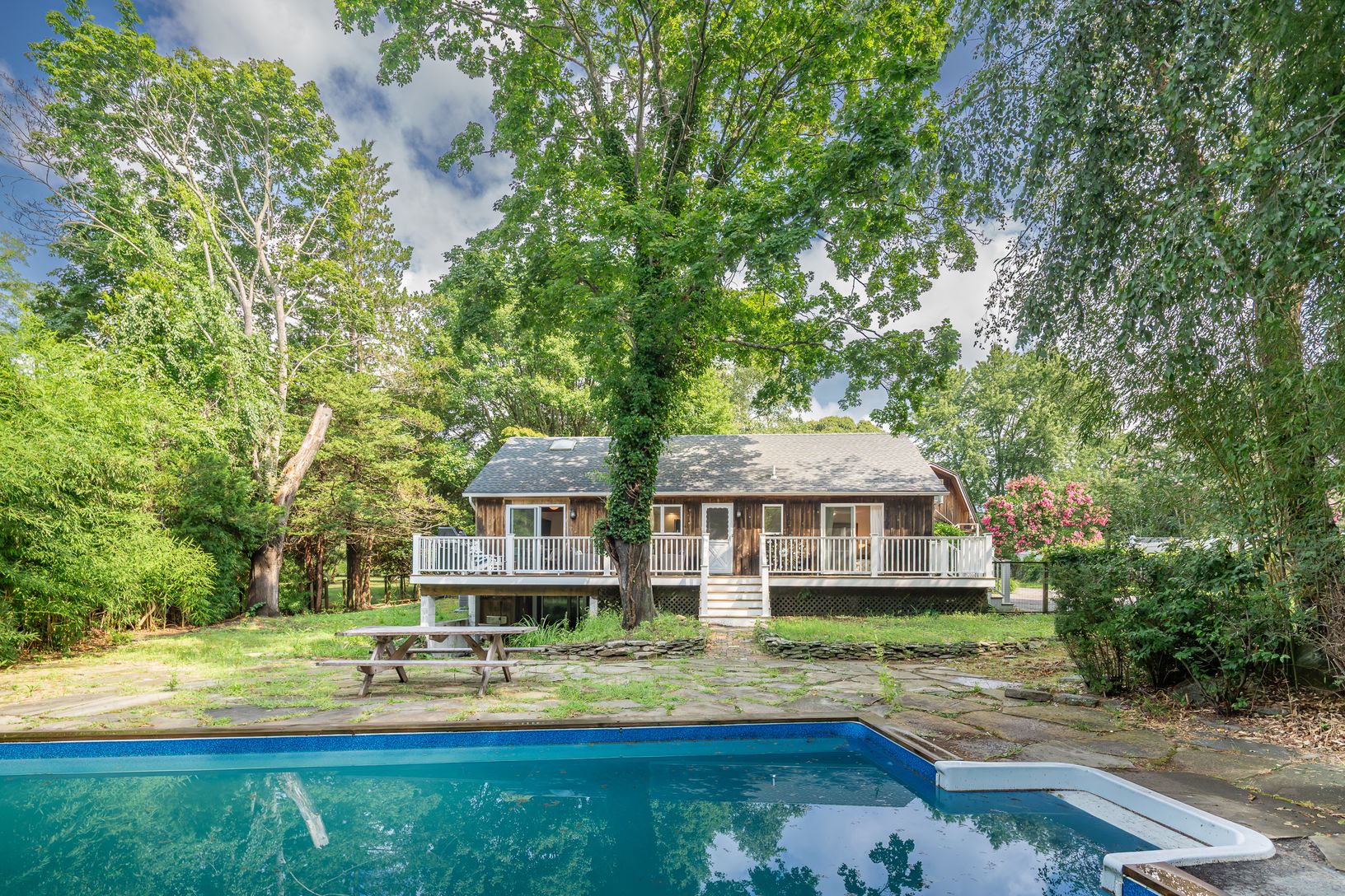  3 Bedroom with Pool 