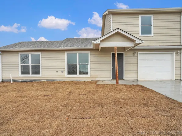 406 Oak Hill Cir, Kiefer, OK 74041