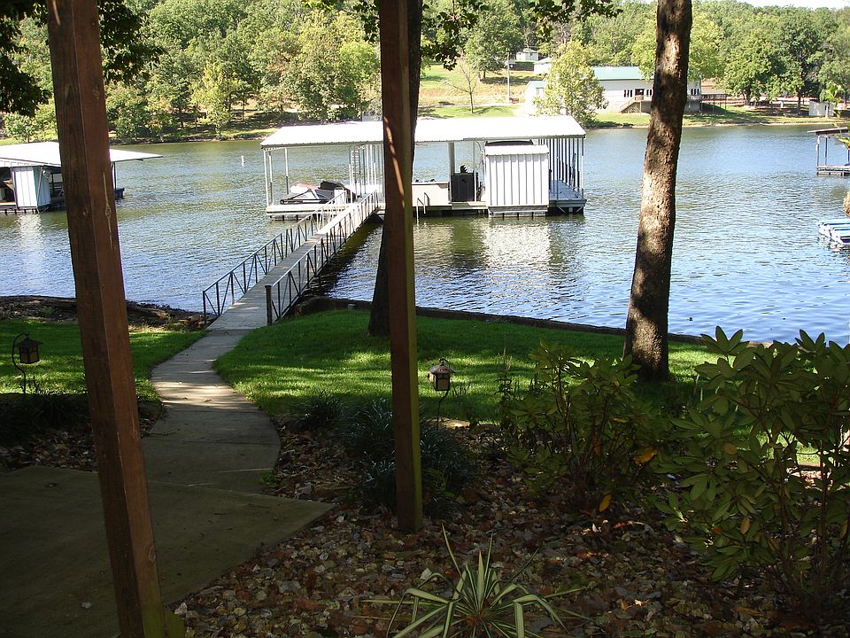 Gentle slope to dock