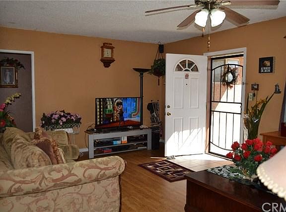 3rd image of 1819 N Raymond Ct