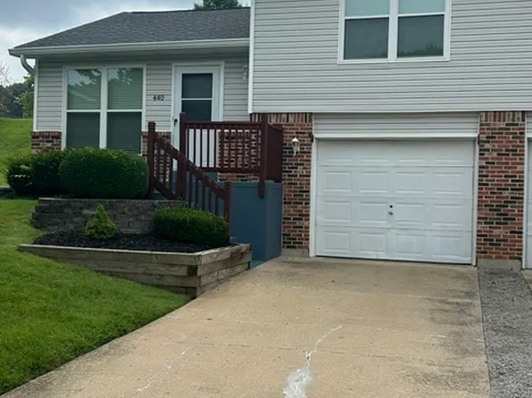 440 Omar Ct, Saint Peters, MO 63376
