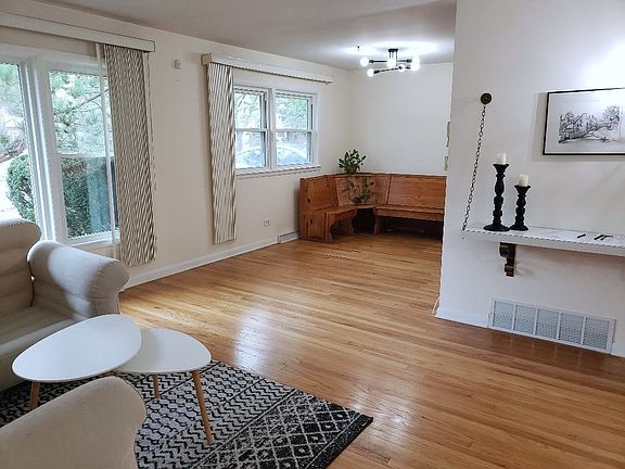 5th image of 8536 Crawford Ave