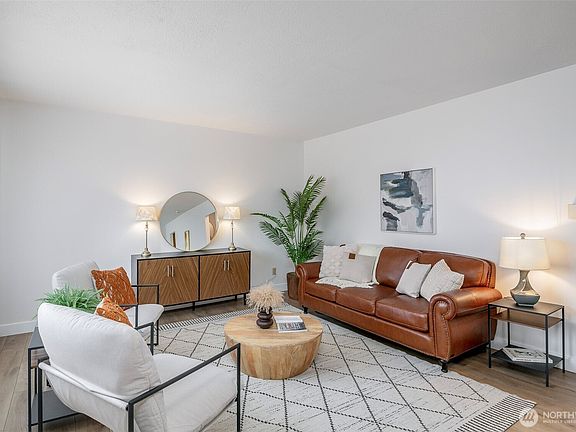 5th image of 4901 E McKinley Avenue