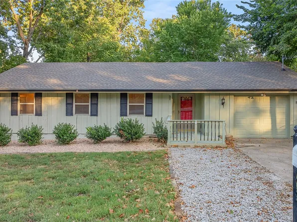 16 Swanage Dr, Bella Vista, AR 72715