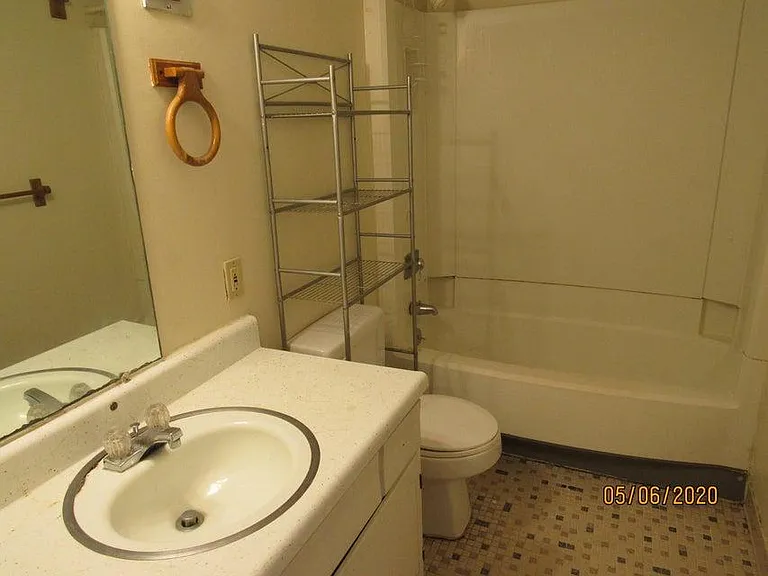 201 College Blvd E #35 — Photo 7
