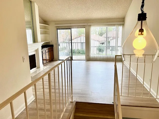 3 bed, 1404 sqft, $3,700 — Photo 1