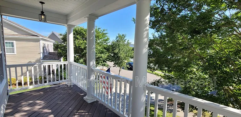 2225 Tuliptree Cir — Photo 4