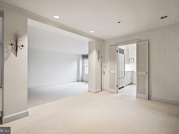 2nd image of 4000 Cathedral Ave NW APT 231B