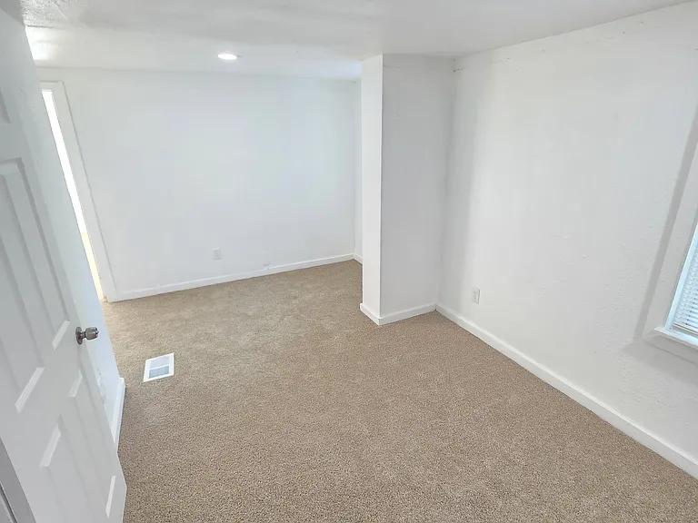 15111 Lesure St — Photo 24