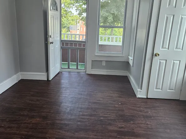 15 Nashua St #1, Fitchburg, MA 01420