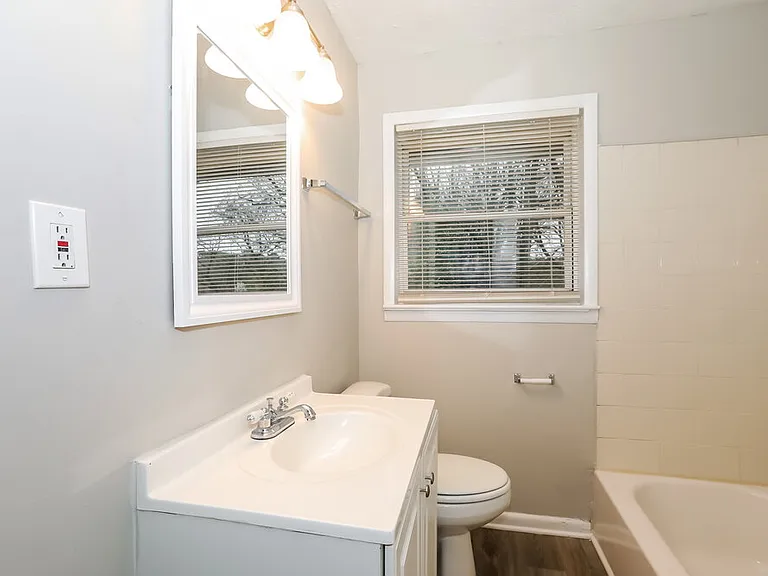 627 Grayson Pkwy — Photo 14