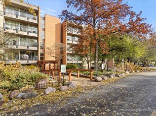 (Undisclosed Address), Lisle, IL 60532