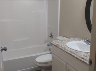 306 Shady Grove Dr #202, Granbury, TX 76049