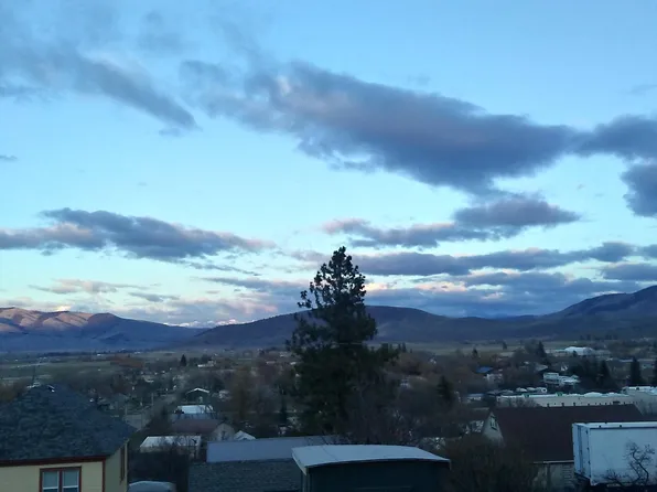 513 3rd Ave N #A, Hot Springs, MT 59845