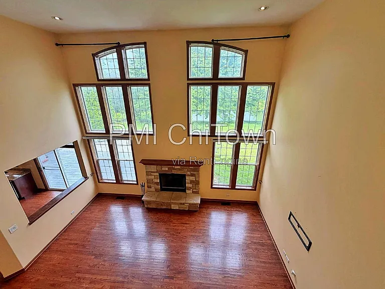 2050 Rockland Dr — Photo 11
