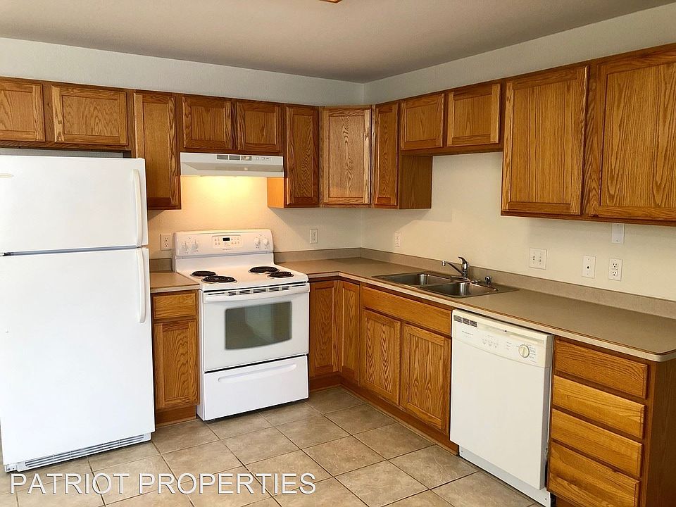 Silver Drive Apartments 1200 Silver Dr Baraboo WI Zillow