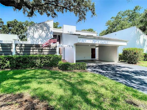 4137 Northmeadow Cir, Tampa, FL 33618