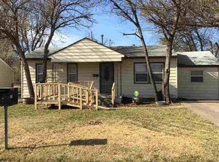 215 SW 23rd Pl, Lawton, OK 73505