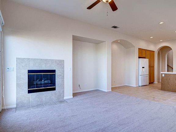 2nd image of 1110 Calistoga Way