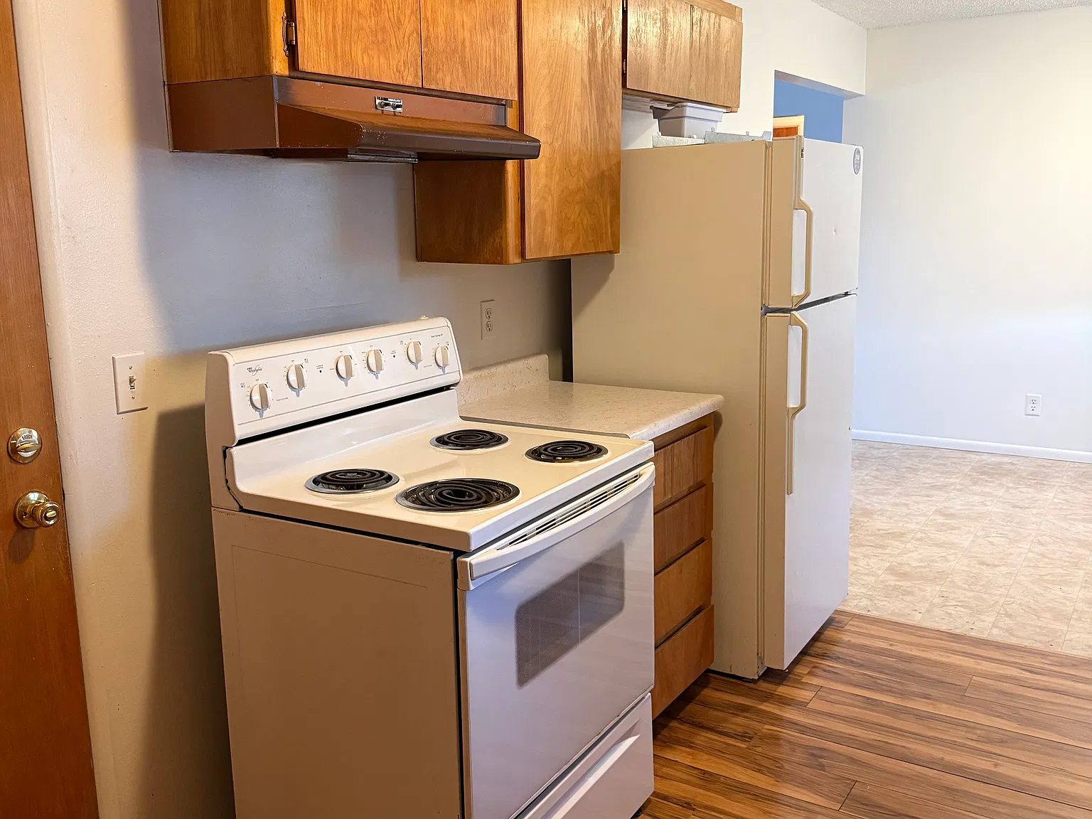 2 bed, 884 sqft, $1,400 — Photo 4