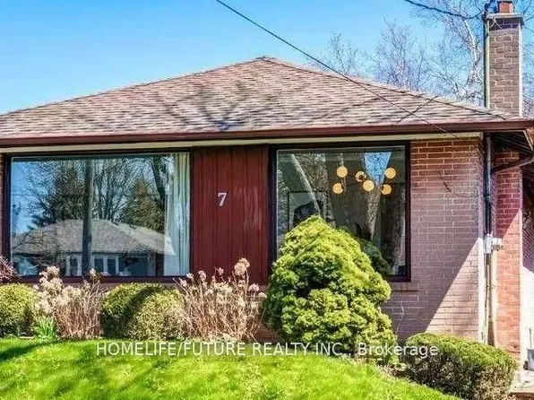 7 Stonehenge Cres, Toronto, ON M1G 2P5