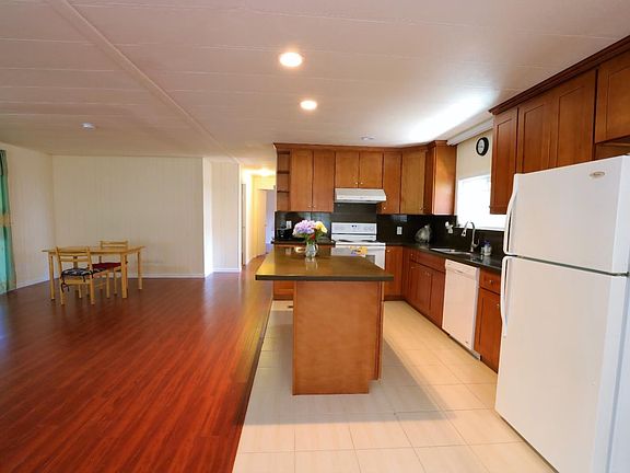 4th image of 443 Giannotta Way #443