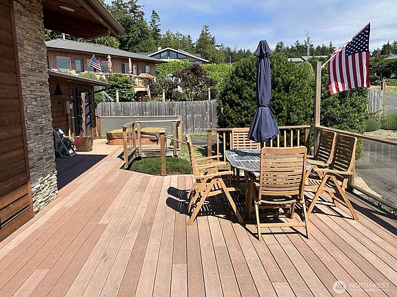 4th image of 31 N Rhododendron Drive