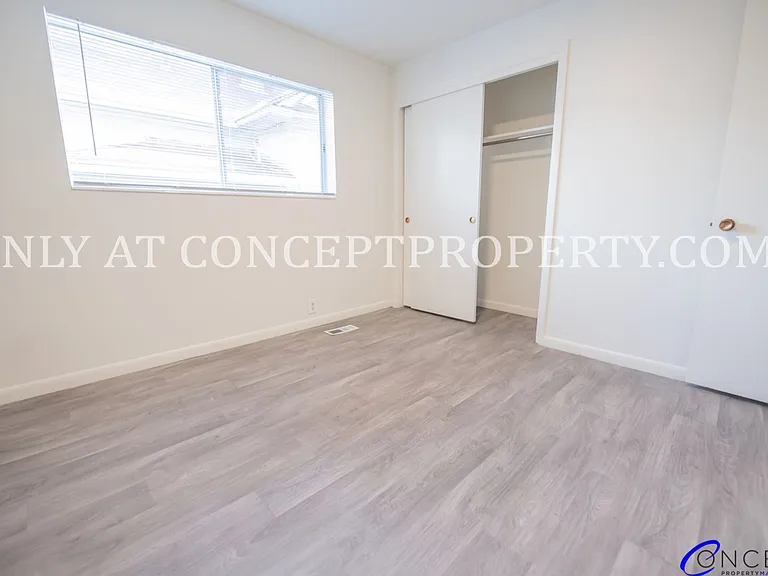 425 E 3rd Ave — Photo 61