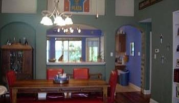 4th image of 2404 Roseglen Dr