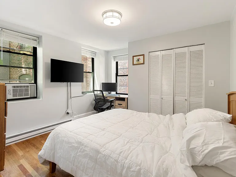 56 Prince St #11 — Photo 6